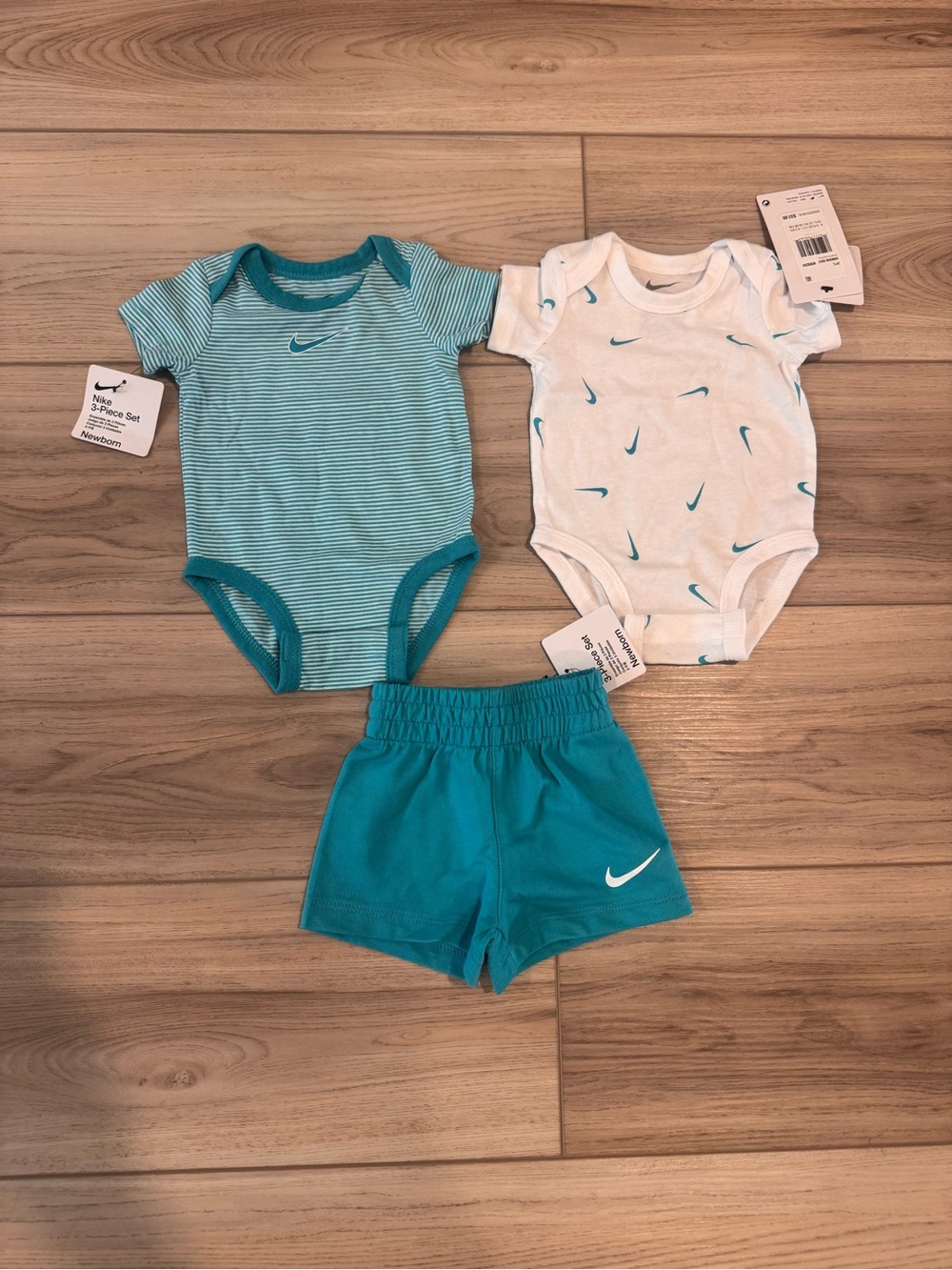 Nike Infant 3-Piece Bodysuit & Shorts Set in Teal and White